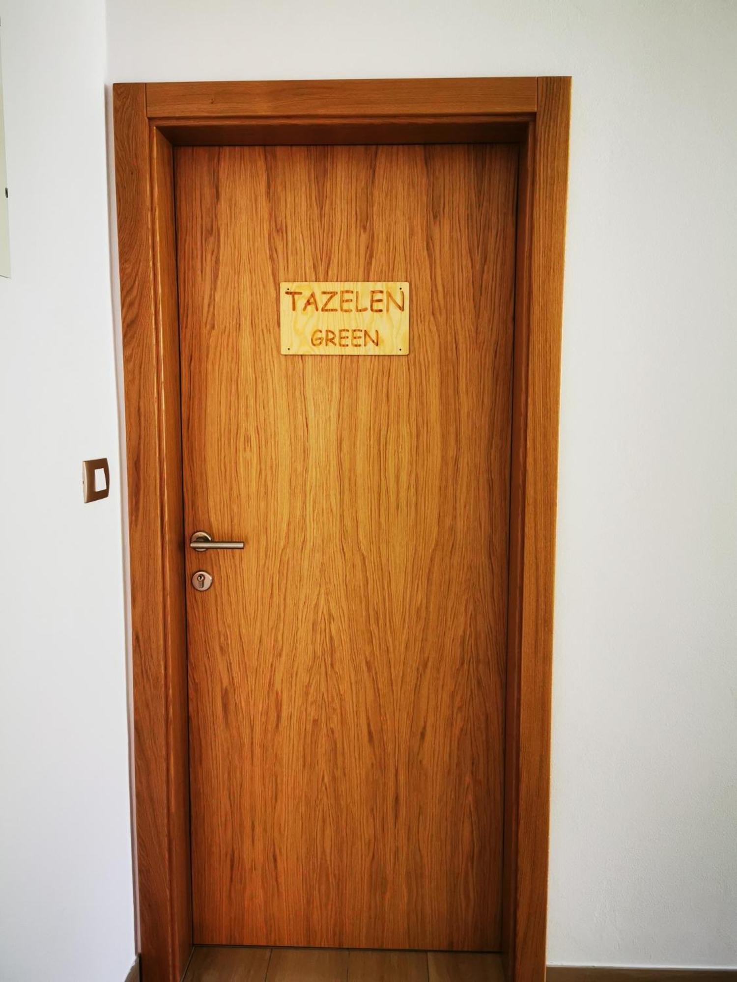 Apartment And Room Anica 托尔明 外观 照片