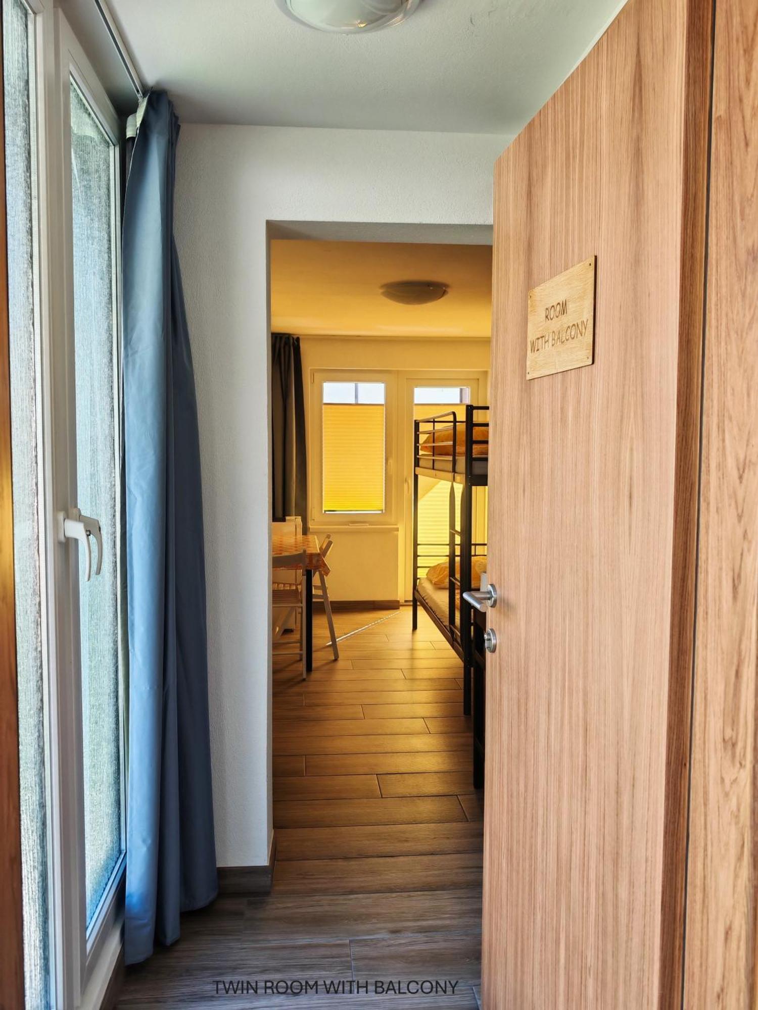 Apartment And Room Anica 托尔明 外观 照片