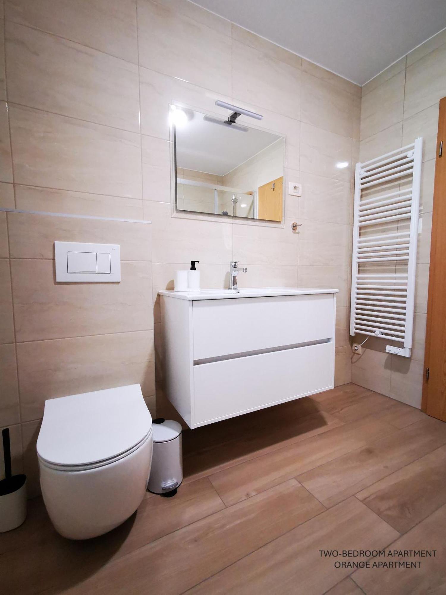 Apartment And Room Anica 托尔明 外观 照片